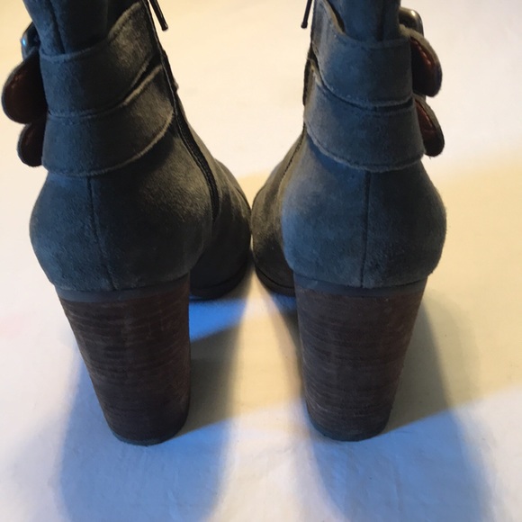 Lucky Brand Ankle Boots Sz 7 With 4 inch Heels - Picture 4 of 8